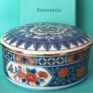 Tiffany & Co. Bone China Imari Lidded Trinket Box